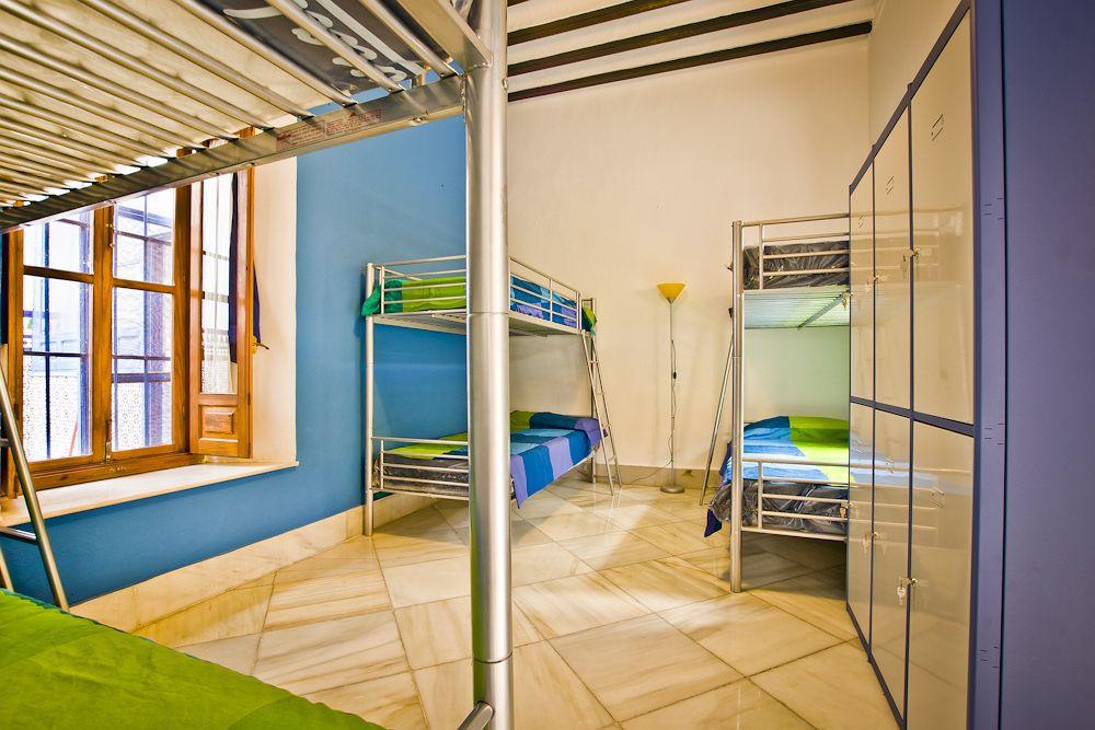 Hostel Trotamundos เซบีญา ภายนอก รูปภาพ